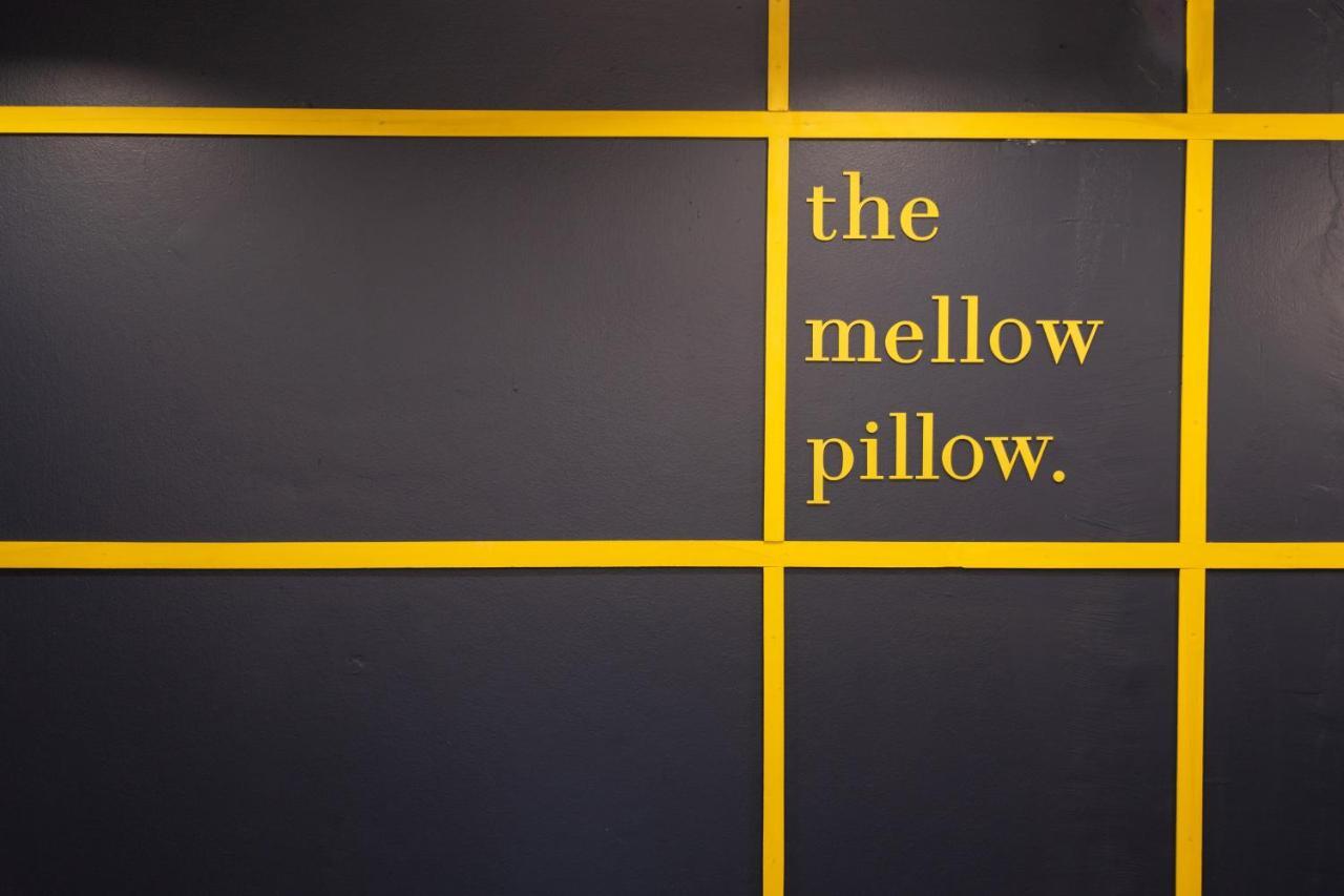 The Mellow Pillow Hotel @ Chiang Mai Gate Exterior foto